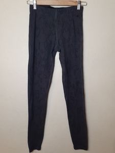 Women's Sm Champion thermal / leggings. Black/print. GUC